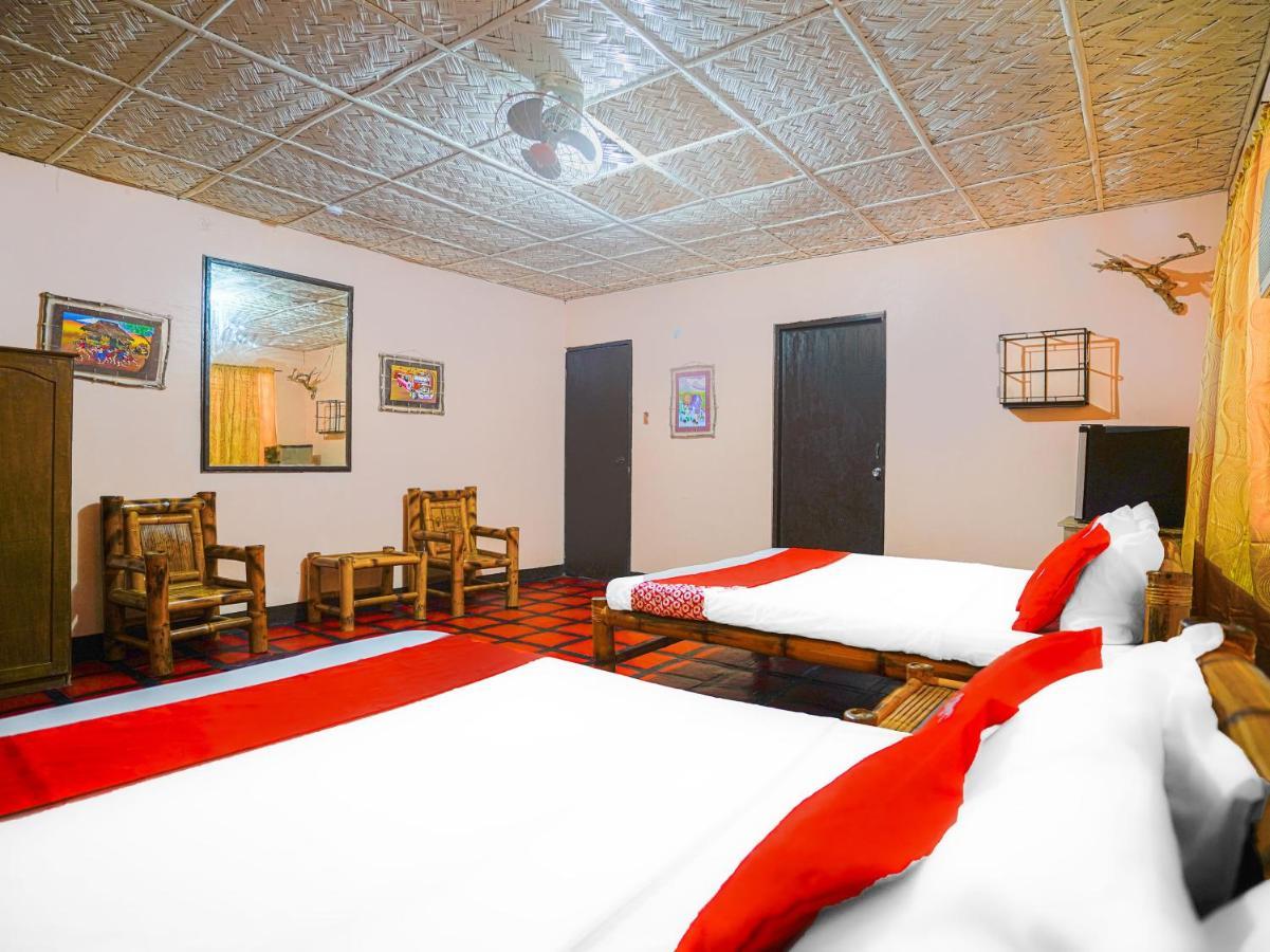 Oyo 875 Madhavi Beach Resort Balibago Eksteriør billede